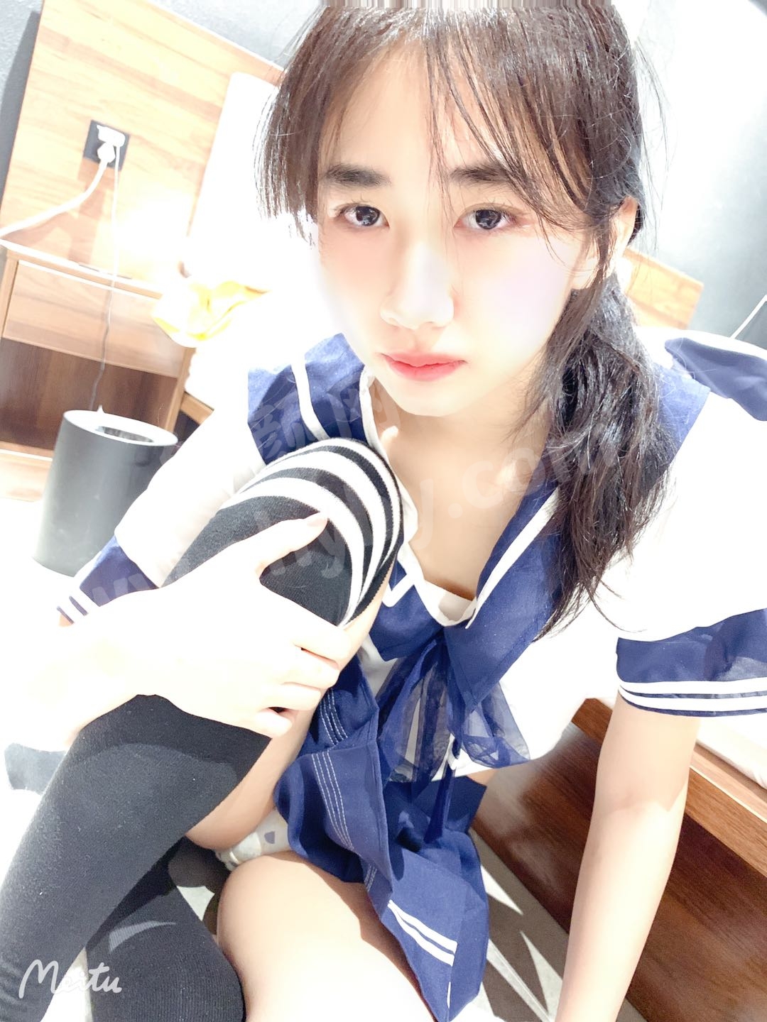 深圳邻家可爱妹妹清纯在校学生求包养 第1张