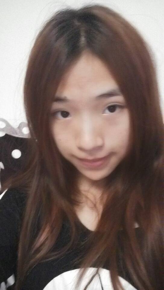 肤白漂亮小学妹，求多金帅气哥哥。 第1张