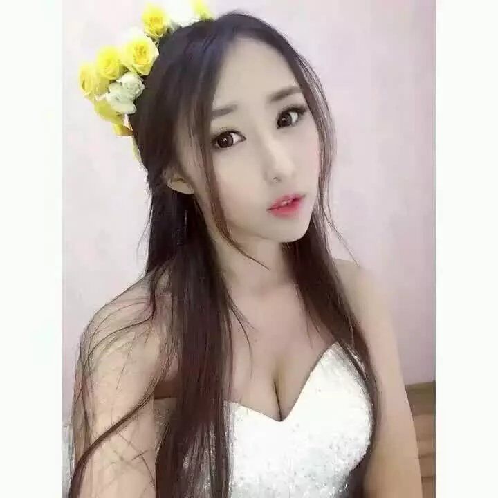 广西南宁苗条长腿女生 第1张