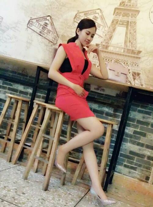 福州女生求带走，我条件还好，肤白长发及腰。 第1张