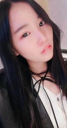 时尚漂亮女孩，找素质高多金的男会员 第1张