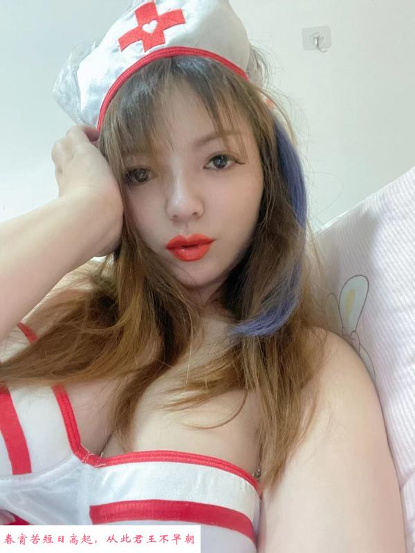 水床波霸笑笑 第1张