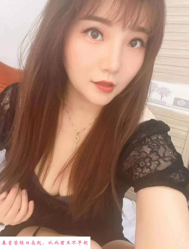 北苑奶子圆圆的 第2张