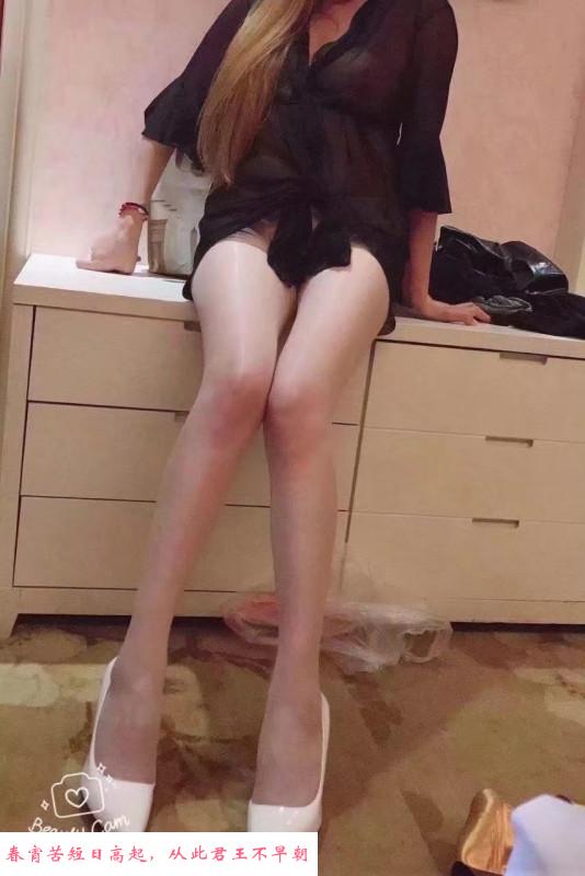 体验骚逼少妇 第3张