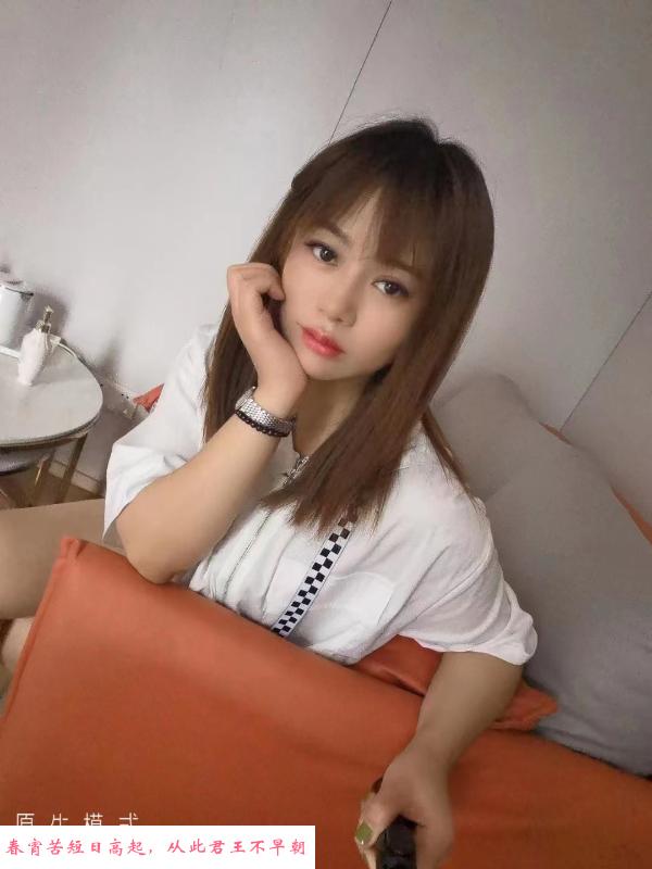西湖轻熟女乐乐半套 第1张