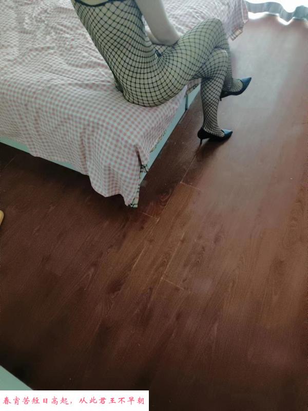 油坊桥少妇 第2张