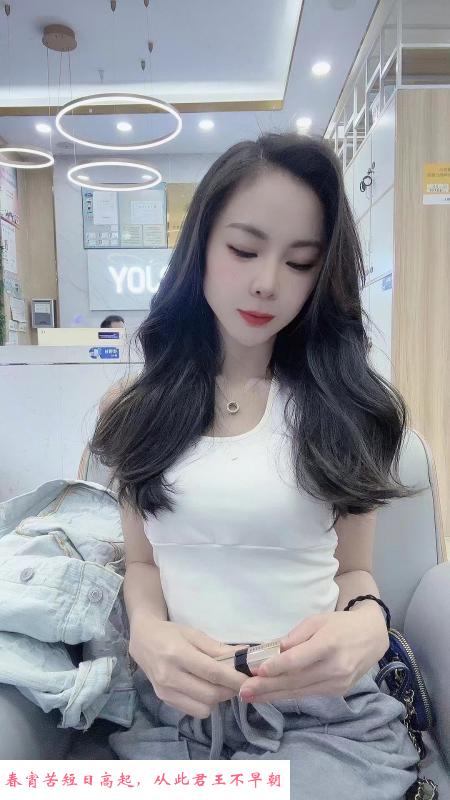 170大长腿小情 第1张
