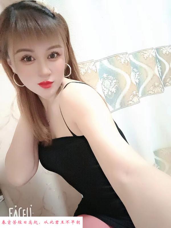 津南性感美女 第2张