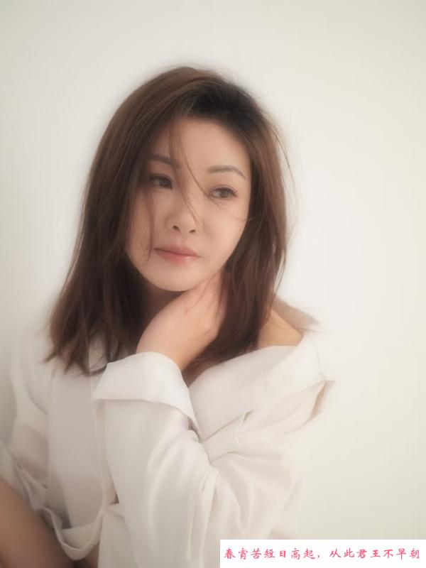 龙首原性感妹子 第2张