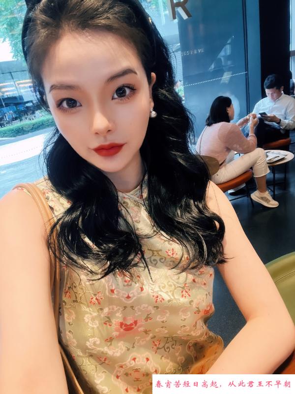 美胸虎牙妹文文 第2张