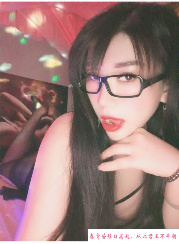 人妻花妹 第1张