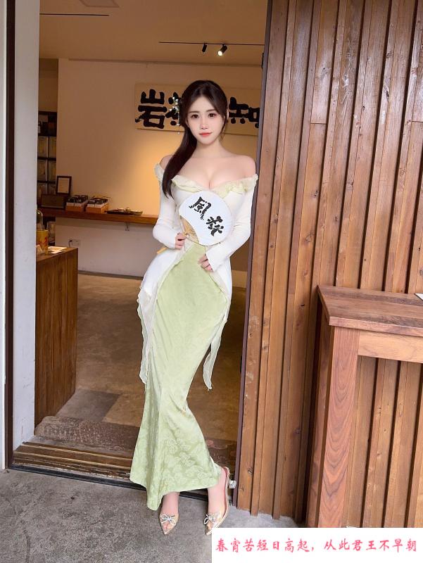大胸长腿易高潮御姐 第2张
