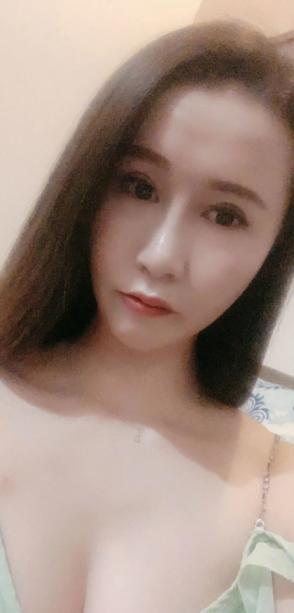 妙龄人妻系 第2张