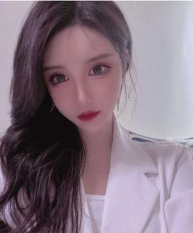 凯宾斯基高颜值妹子 第1张
