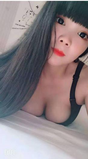 妙龄大胸骚货300起步 第1张