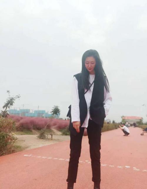 性感口爆女王 第2张