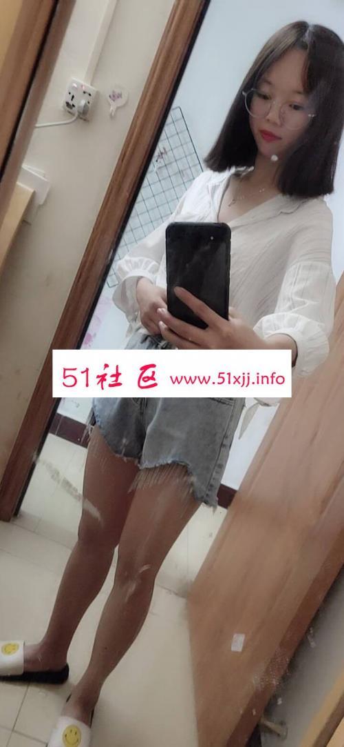 兼职学生妹,幼嫩新鮮 第2张