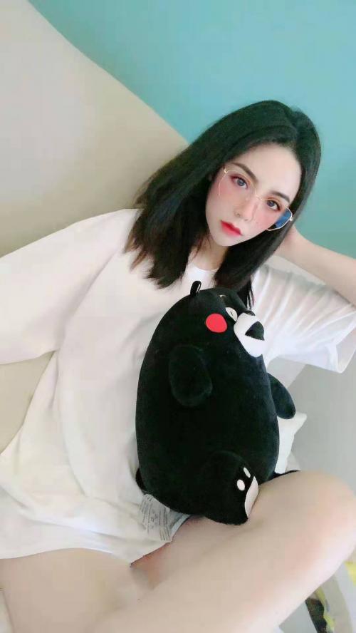 曹阳路气质女郎妮妮 第2张