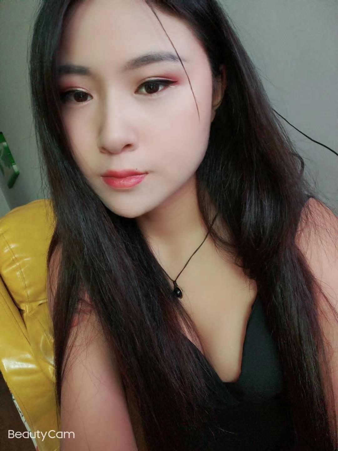 包河区身材高挑不胖，服务不错的大胸美女。 第3张