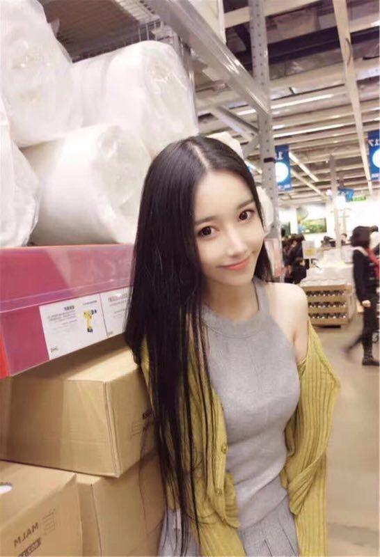 苏州极品兼职学生妹子，雪白的皮肤、白嫩的奶子、粉嫩又紧的逼人生享受 第1张