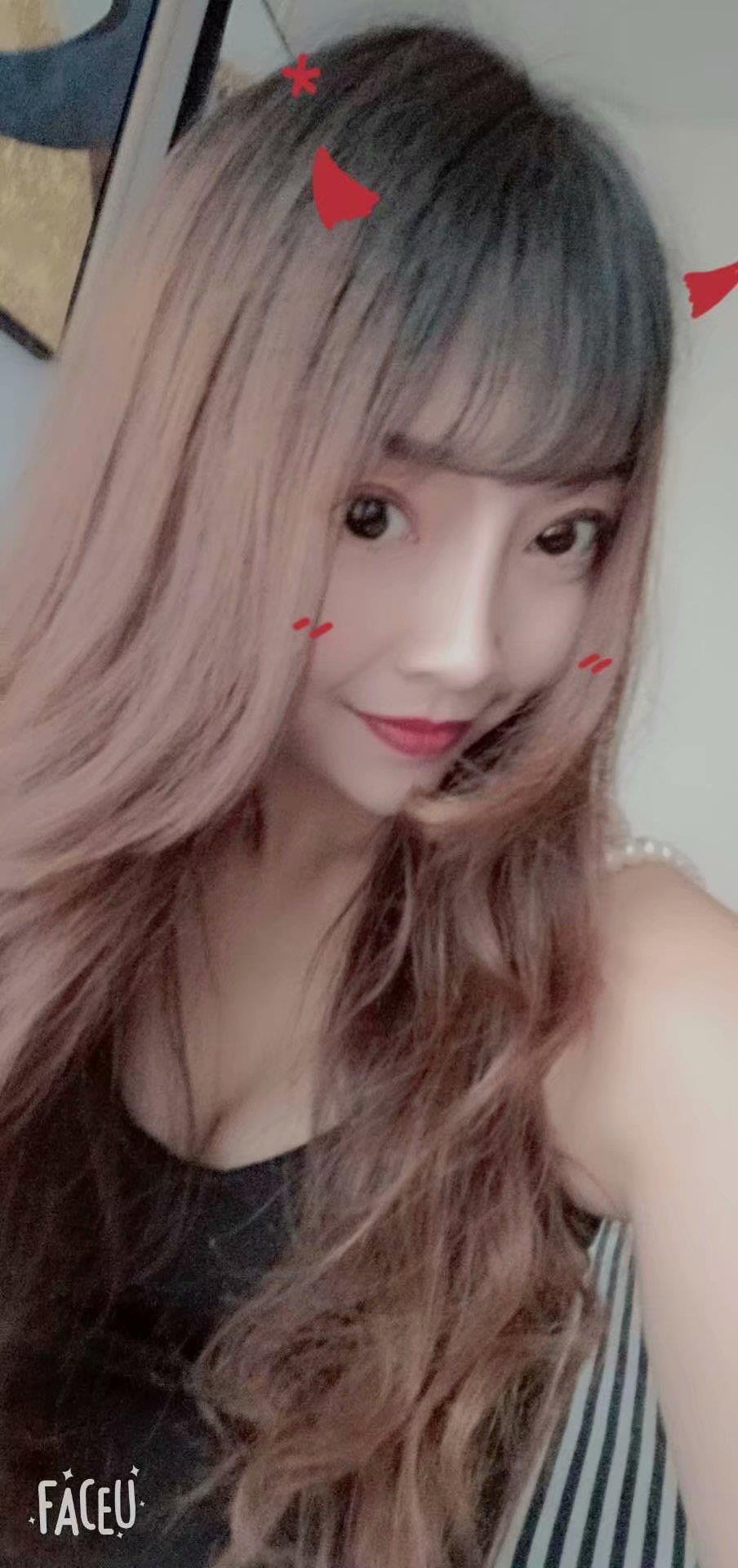 大晴天体验栖霞区子宣,长相比预期的好点,面容清秀,条顺,皮肤手感好 第3张