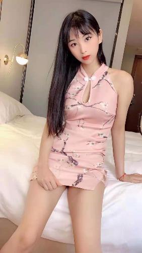 昌岗高颜值美女艺馨 第3张