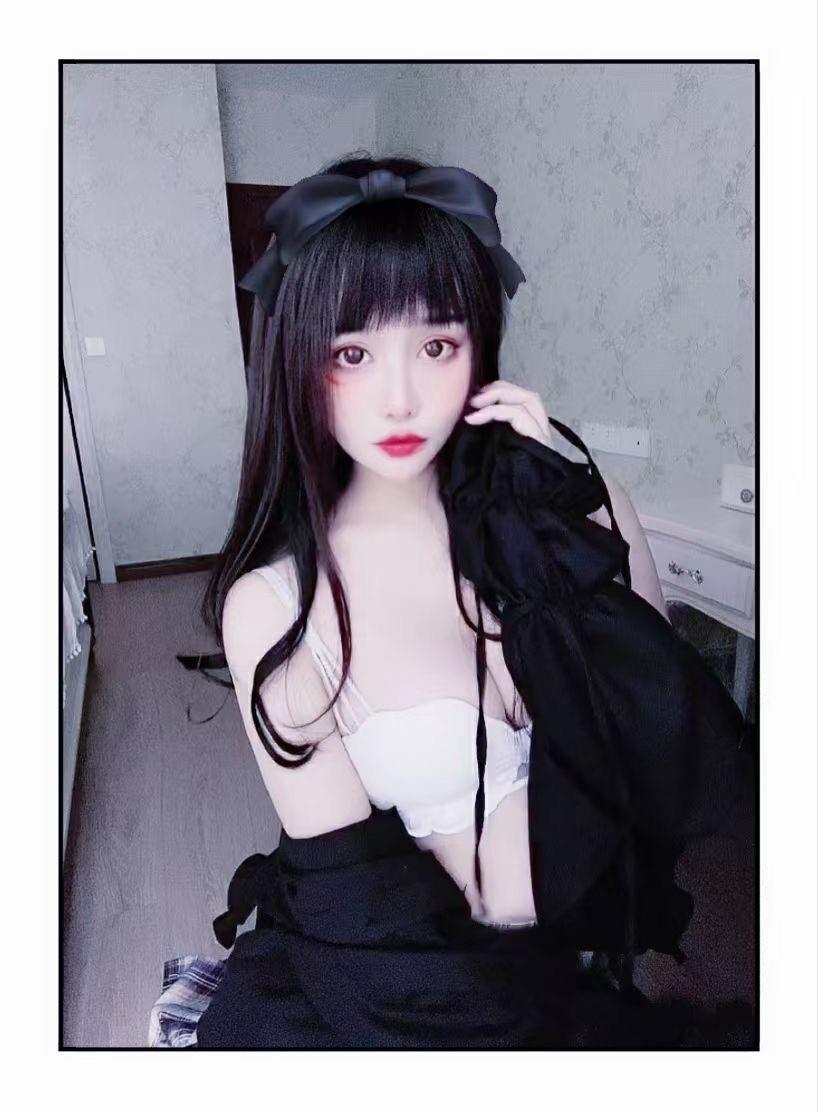 岗顶汉服小萝莉 第3张