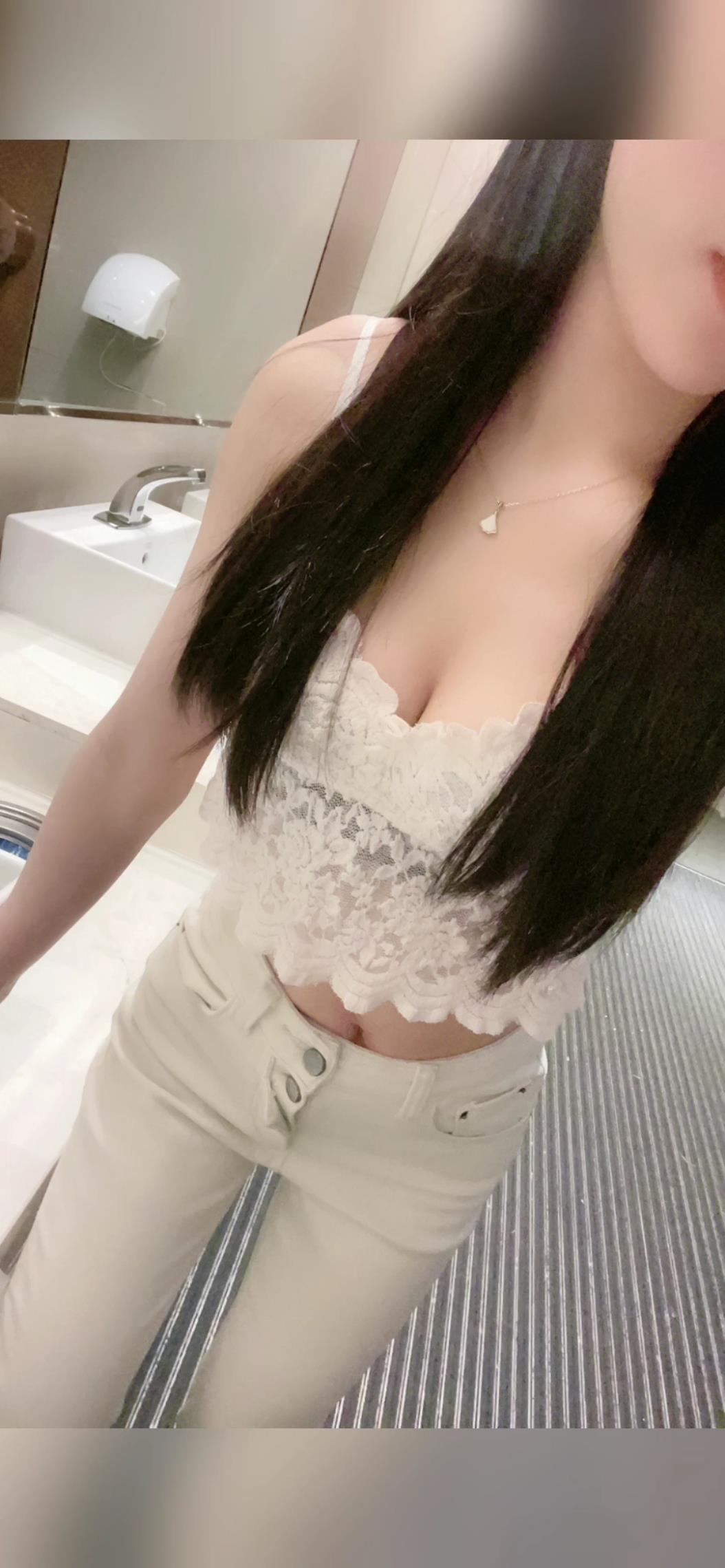 兼职嫩模小姐姐胸.大.水.多.服务棒 第3张