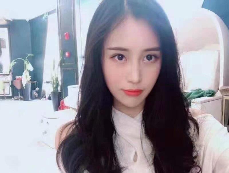 （小司机发车）不黑不吹，温柔体贴，韵味十足的妹子 第2张