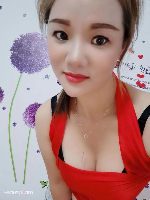 白云黄边欣悦 第1张