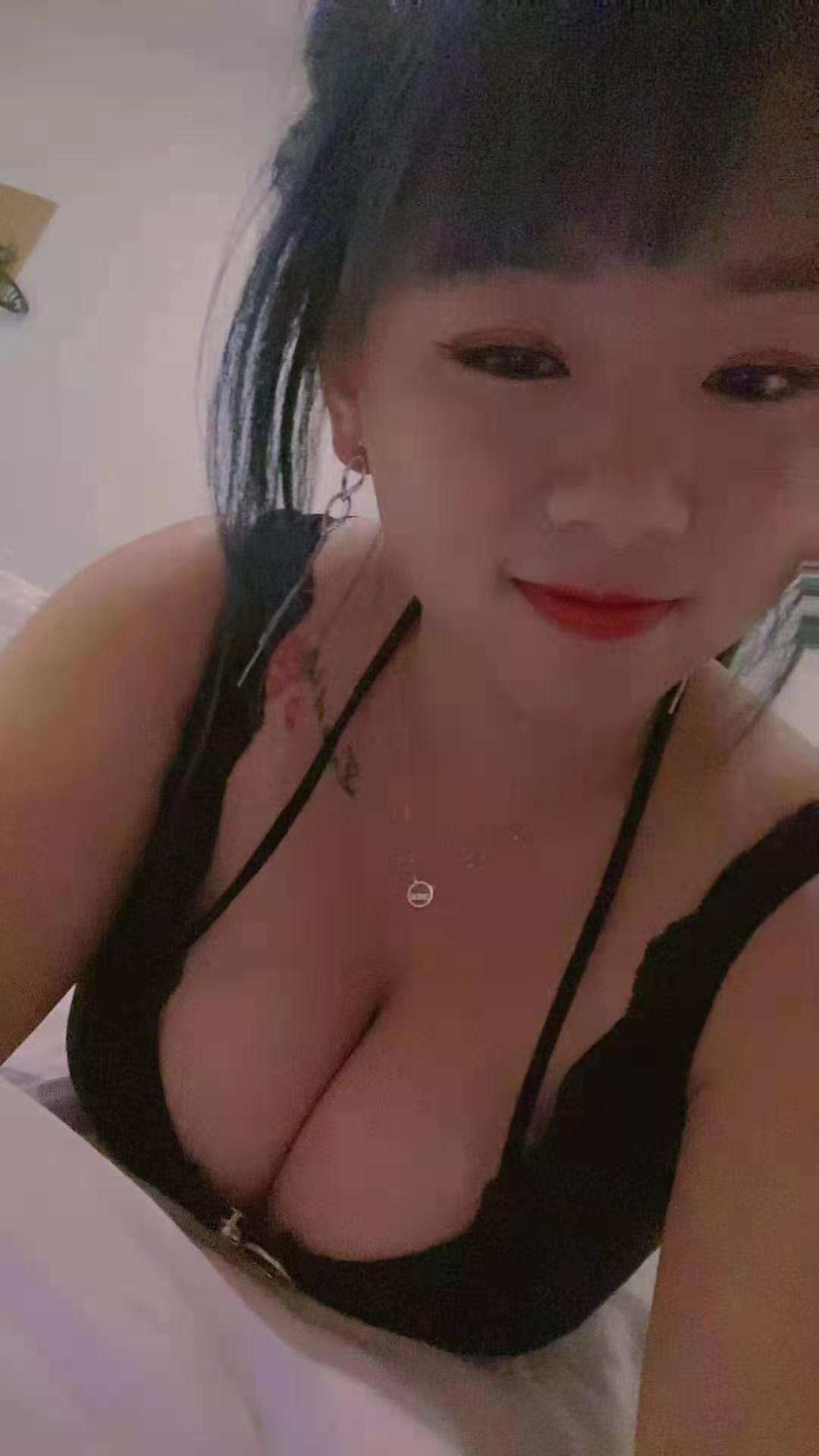 南开区。胸大小姐姐。 第1张