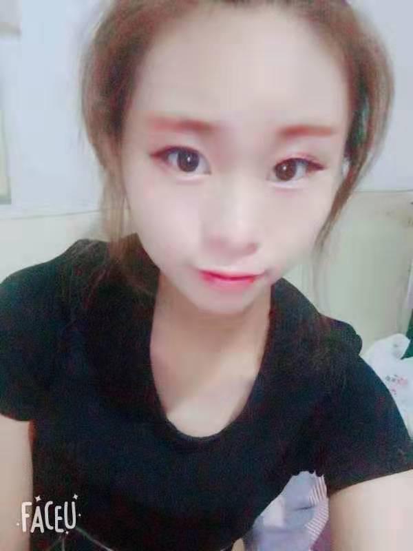棘洪滩少妇 第1张