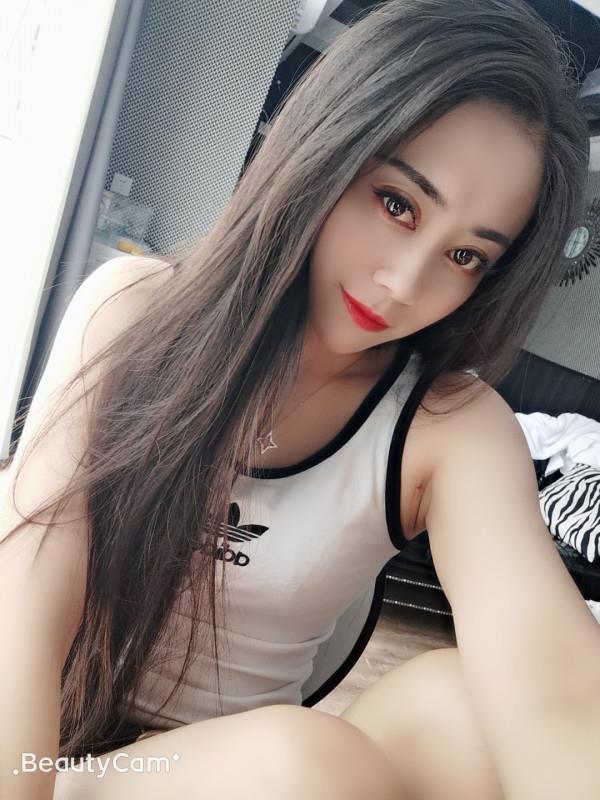 市北大长腿美女 第1张