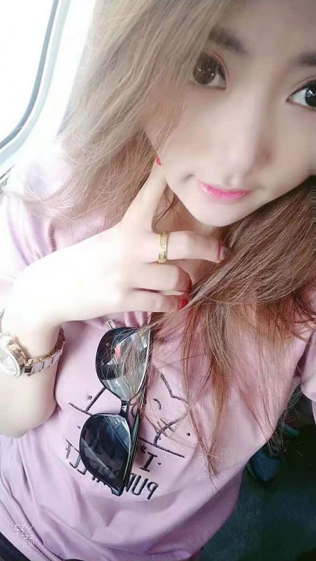 成都一个妹子 第1张
