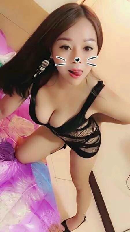 胸大超级软捏起来舒服 第1张