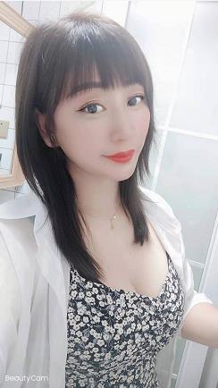 服务系丰满熟妇 第1张