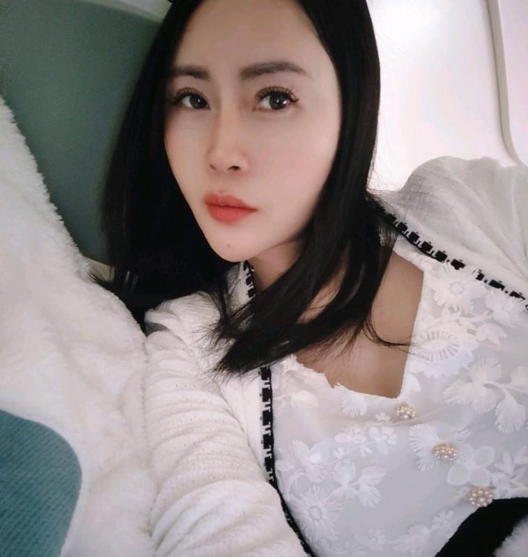 美少妇 第3张