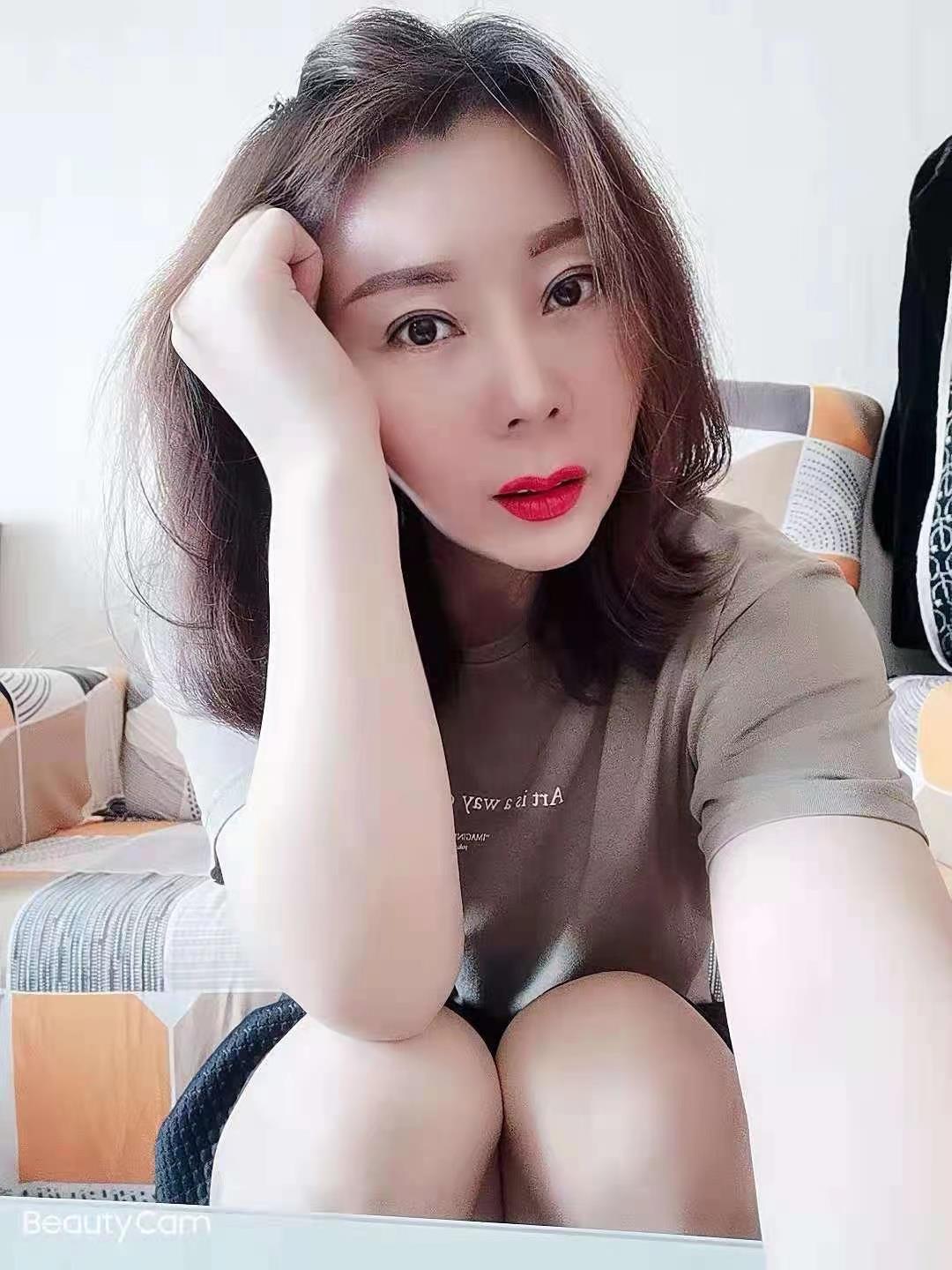 北京朝阳气质美女，会喷水 第1张