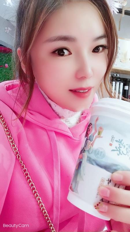 风骚妩媚的依依 第2张