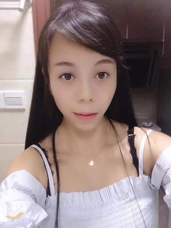 爱打羽毛球熟女燕子 第4张