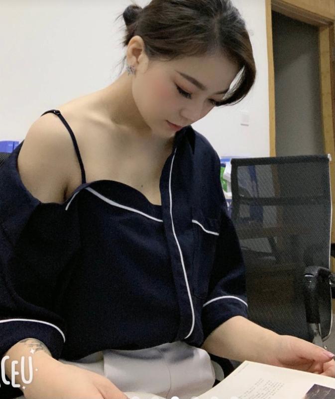 南山气质小姐姐 第3张