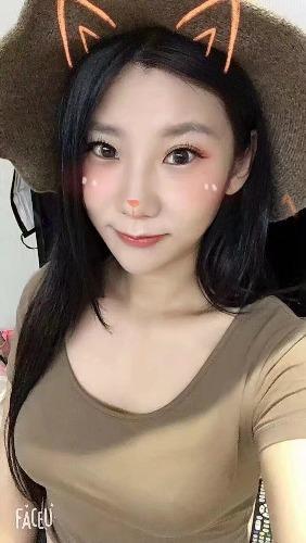 甜美身材棒的童颜巨乳 第1张