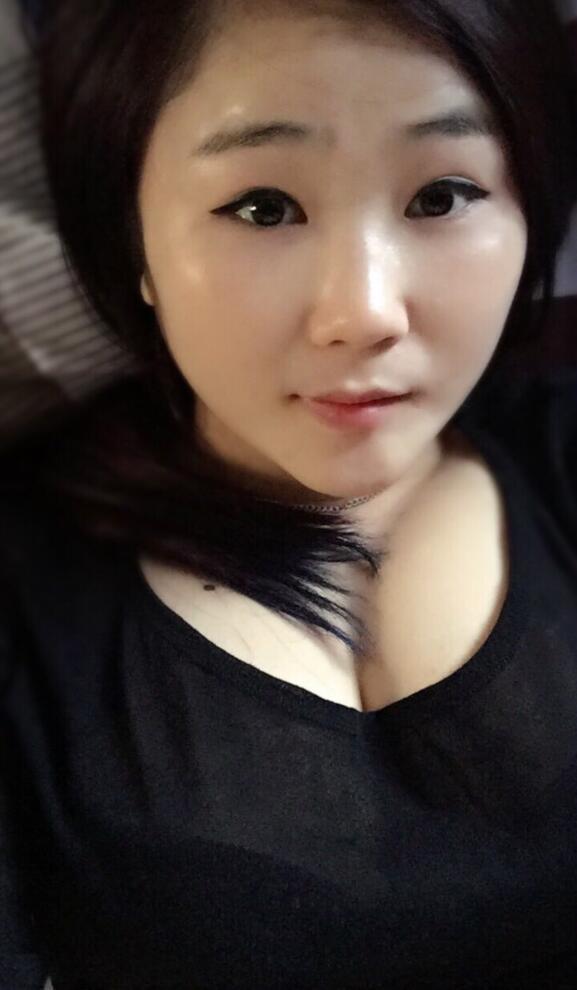 万达安安，很不错的小妹妹 第2张