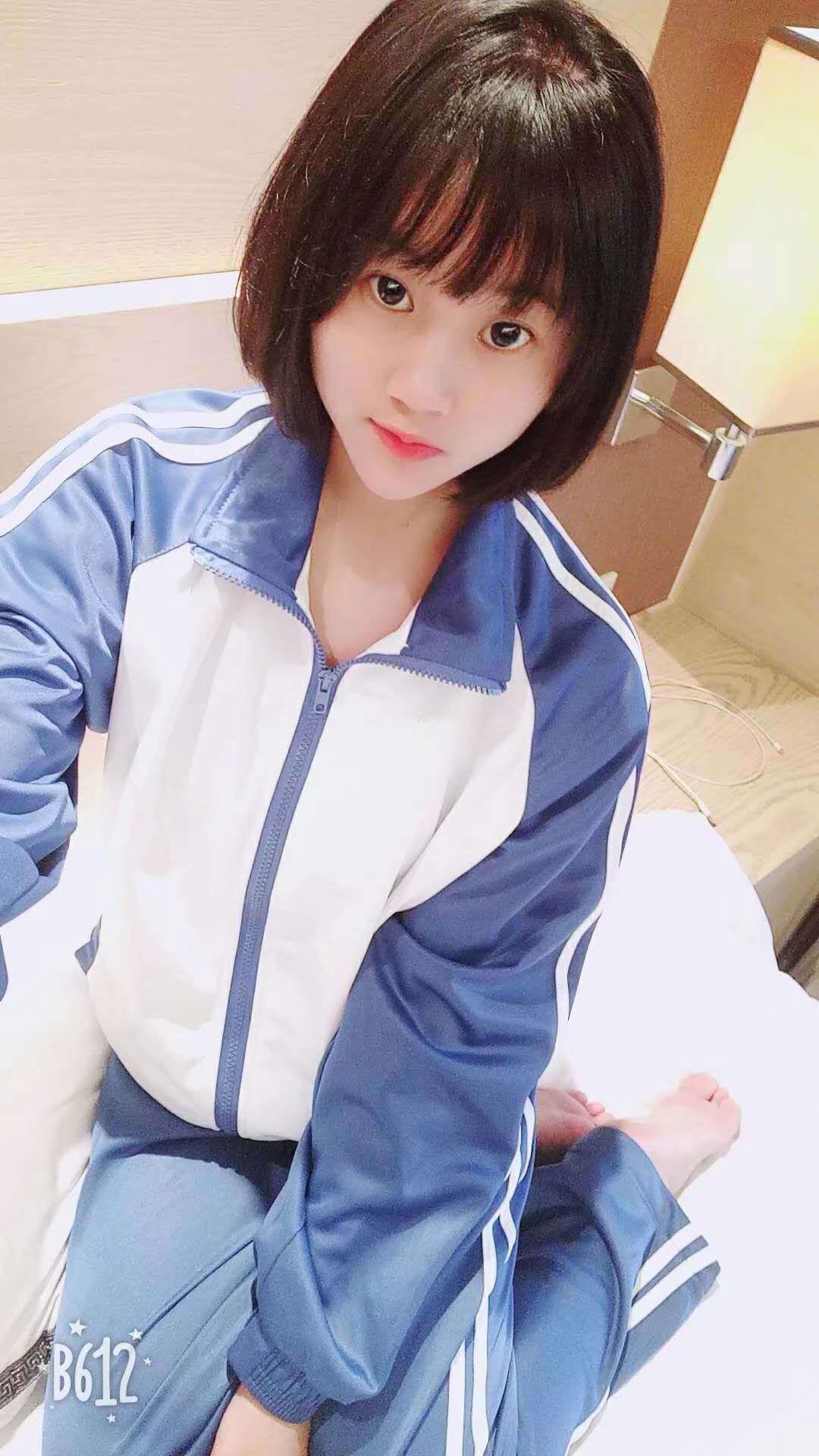 00后小萝莉，娇小玲珑，服务到位 第1张