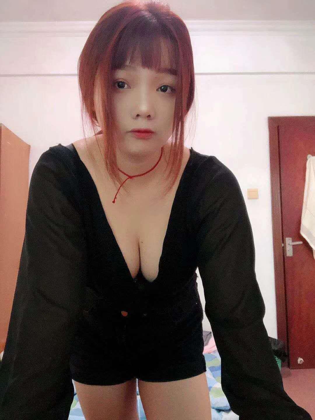 白云区18岁妹子 第4张