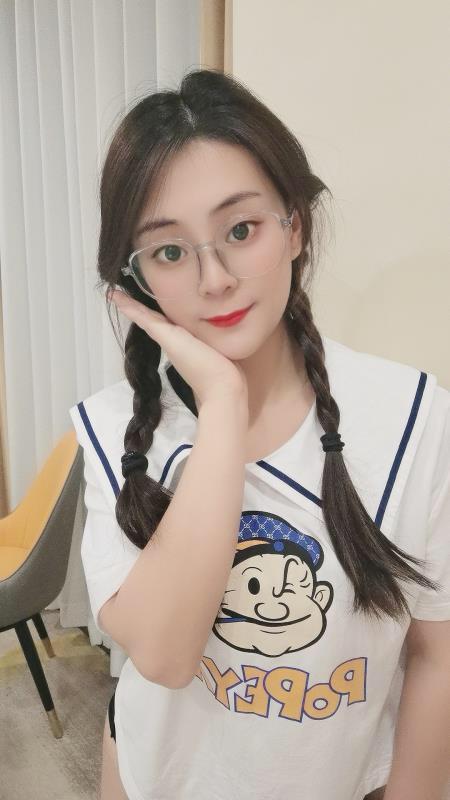 超正点完美身材安妮，各种丝袜制服都有 第3张