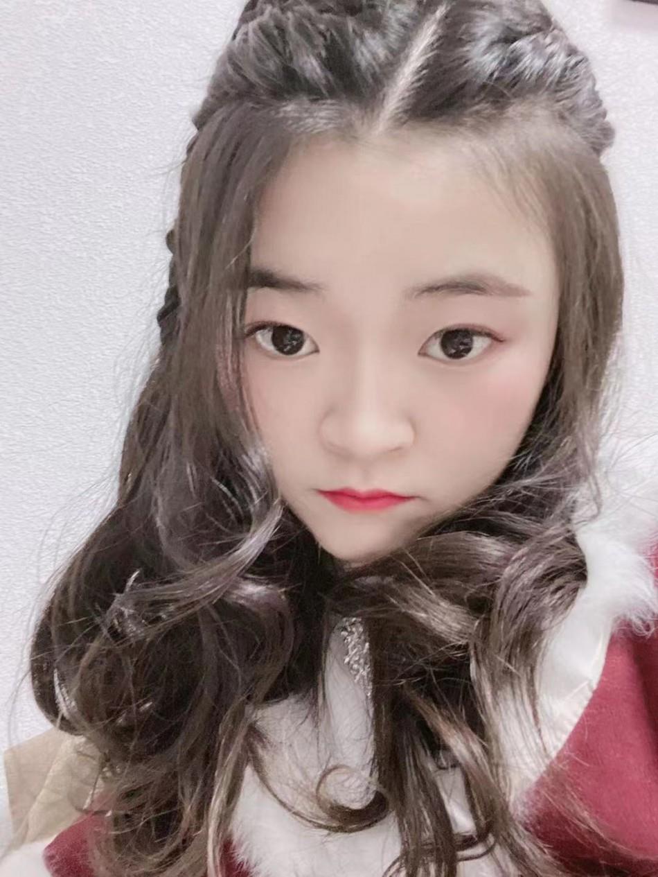 深圳龙岗美甲店兼职小妹 第2张