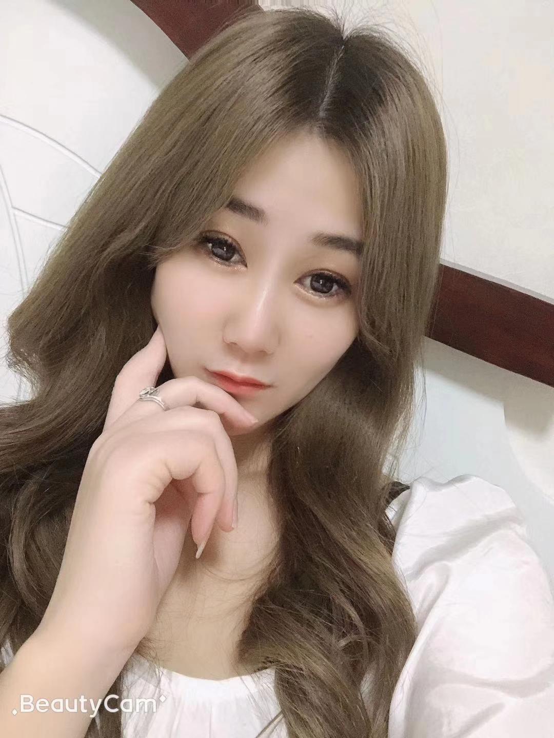 徐东身材火辣MM 第2张