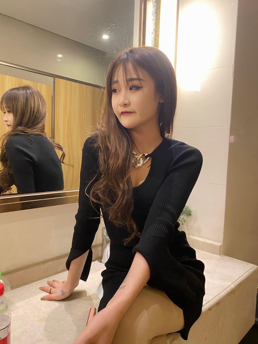 龙岗20岁小嫩妞可乐 第1张