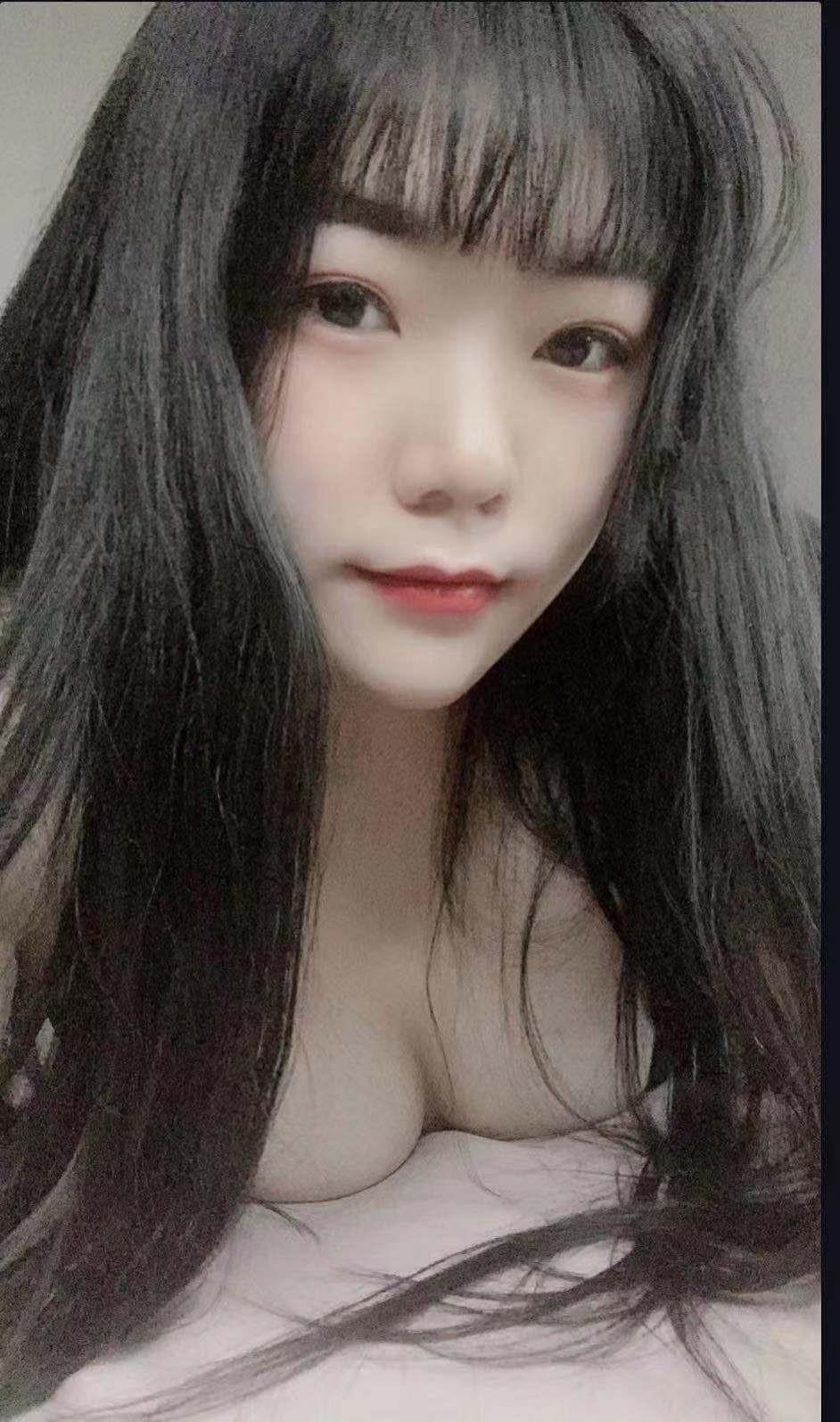 午夜风骚大奶妹 第2张
